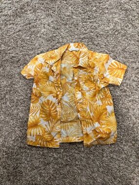 Janie and Jack monstera leaf button down tee shirt.